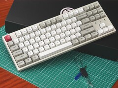 Тизерный обзор механической игровой клавиатуры Keychron C1 Pro 8K
