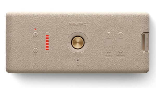 Marshall Middleton II теперь оснащен микрофоном для звонков в режиме hands-free. (Источник изображения: Marshall)
