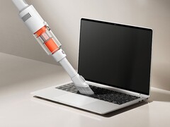 Легкий пылесос Mijia от Xiaomi (на фото) весит 860 г. (Источник изображения: Xiaomi)