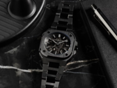 Часы Bell &amp; Ross BR-05 Skeleton Phantom Ceramic (на фото) работают на калибре BR-CAL.322-1 с 54-часовым запасом хода. (Источник изображения: Bell &amp; Ross)