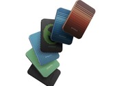 Магнитный пауэрбанк Pitaka Aramid Fiber доступен в цветовых вариантах с отделкой из арамидного волокна: лунный восход, черный, закат, инопланетный, лесной зеленый и океанский синий (Источник изображения: Pitaka)