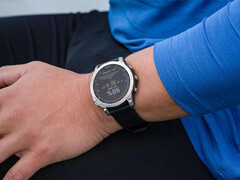 Fenix 7 - одни из нескольких смарт-часов, которые получат бета-версию 23.05. (Источник изображения: Garmin)
