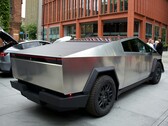 Цена Tesla Cybertruck начинается от $81 895. (Источник изображения: Yiming Ma на Unsplash)