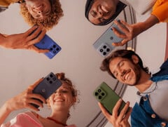Motorola скоро начнет продавать Moto G56 в различных вариантах отделки. (Источник изображения: Motorola)