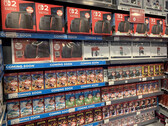 Игры для Nintendo Switch 2 в розничной продаже (Источник изображения: Аккаунт Switch 2 Stock Alerts X)