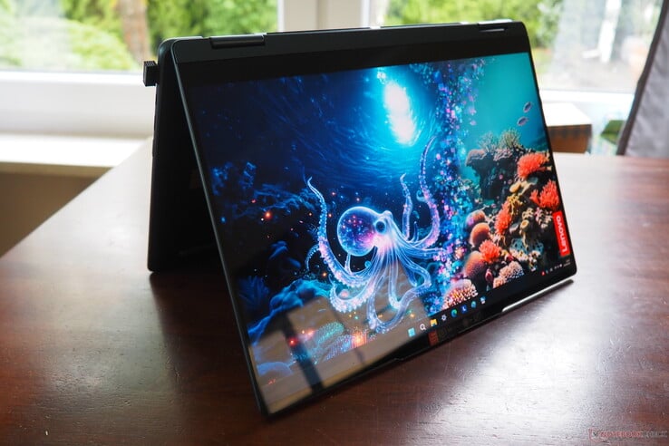 Lenovo Yoga 7 2-в-1 14