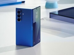 Samsung Galaxy Z Fold7 (на фото) использует титан для изготовления задней панели. (Источник изображения: Samsung)