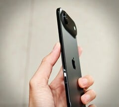 Ожидается, что преемник модели « Apple » — iPhone Air — будет оснащён двумя задними камерами.