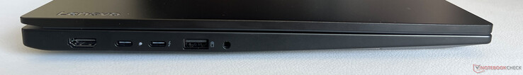Левая сторона: HDMI 2.1, USB-C 3.2 Gen.2 (20 Гбит/с, DisplayPort 1.4, Power Delivery 3.1), USB-C 4.0 w/ Thunderbolt 4 (40 Гбит/с, DisplayPort 2.1a, Power Delivery 3.1), USB-A 3.2 Gen.1 (5 Гбит/с, питание), 3,5 мм стерео