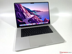 На обзоре: Apple MacBook Pro 16 2021 M1 Max. Тестовый образец предоставлен компанией Apple