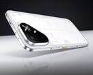 Модель Pova 8 Pro в цветовом решении «arc white»