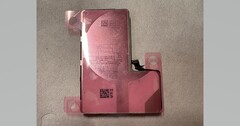 Батарея для iPhone 2024 года? (Источник: Kosutami через X/Twitter)