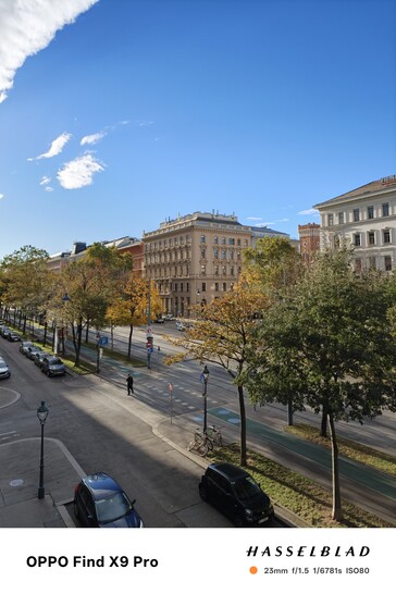 Та же сцена в 30 мегапикселях.