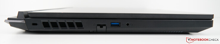 Левая сторона: слот замка Kensington, Ethernet, USB-A 3.2 Gen. 1, аудио разъем