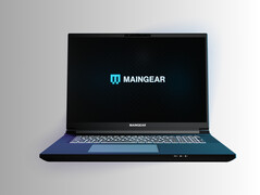 Передняя панель игрового ноутбука Maingear Ultima 18 (Источник изображения: Maingear PR)
