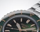 Крупный план Seiko 5 Sports SKX HDB005, демонстрирующий тёмно-зелёный циферблат