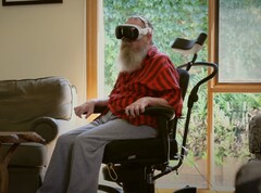 Один из пациентов тестирует Synchron BCI в тандеме с Apple Vision Pro. (Источник изображения: Synchron YT)