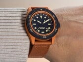 Лимитированная серия часов Unimatic x Massena Lab U1-SPG NASA Artemis оснащена механизмом Seiko NH34A (Источник изображения: Massena Lab)