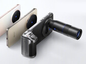 Vivo X300 Pro с прикрепленным аксессуаром из комплекта камеры. (Источник изображения: Vivo - отредактировано)