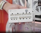 Модуль Dock блока питания Thermaltake Dockpower FI.