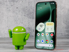Pixel 10 Pro - один из трех смартфонов Pixel, получивших улучшения дисплея в стабильном обновлении этого месяца. (Источник изображения: Notebookcheck)