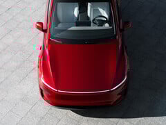 Новая модель 2026 Model Y в цвете Ultra Red. (Источник изображения: Tesla)