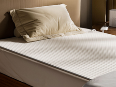 Умное электрическое одеяло Mijia от Xiaomi (на фото) проходит краудфандинг в Китае. (Источник изображения: Xiaomi)