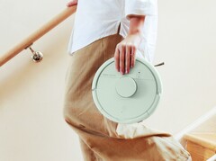 Roomba Mini выпускается в четырех цветах, включая нежный оттенок зеленого.