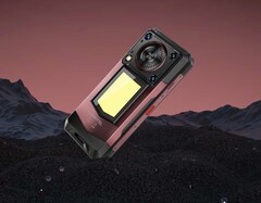 Прочный смартфон Oukitel WP56 может похвастаться внушительным аккумулятором емкостью 16 000 мАч, обеспечивающим длительное время работы. (Источник изображения: Oukitel)