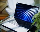 Предполагается, что Dell XPS 13 превосходит MacBook Neo по производительности, однако в некоторых регионах он стоит значительно дороже.