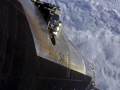 Запуск спутника Starlink V3 на борту Starship компании SpaceX