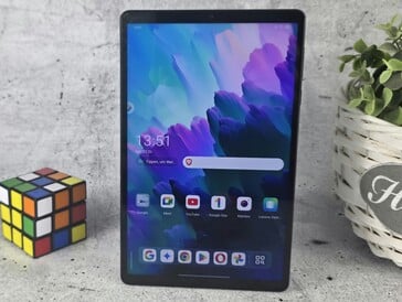 Lenovo Legion Tab Gen 3 протестирован (Источник изображения: Marcus Herbrich)