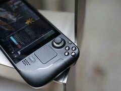 Valve Steam Deck 2 может получить уже устаревающую графику AMD, как и изображённая здесь Steam Deck.