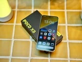 Xiaomi Poco X8 прочный и выглядит современно, но у него также немало недостатков.