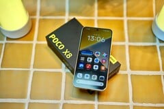 Xiaomi Poco X8 прочный и выглядит современно, но у него также немало недостатков.