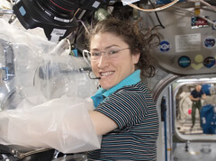 Artemis II бьет рекорд по самому долгому путешествию человечества в космосе