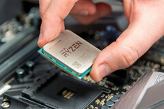 Одними из самых популярных устройств от AMD за минувший год стали процессоры Ryzen (Изображение: ixbt)