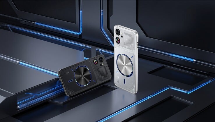 Модель Neo 5 GT Special Edition представлена в цветах «surge black» и «glacial silver»,