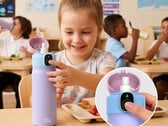 Бутылку для воды myFirst CareSip могут открыть только дети с зарегистрированными отпечатками пальцев.