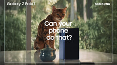 Тизерное видео Samsung Galaxy Z Fold 7 бросает тень на Apple. (Источник изображения: Samsung | отредактировано Notebookcheck)
