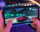 С 2026 года графические процессоры ARM будут поставляться с ускорителями класса NPU для работы с NSS. На фото: телефон, на котором запущена мобильная игра. (Источник изображения: ARM)