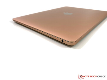 MacBook Air: аудио разъем