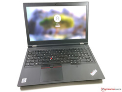 На обзоре: Lenovo ThinkPad T15g. Тестовый образец предоставлен Campuspoint