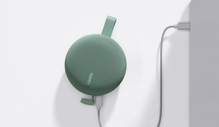 Xiaomi Bluetooth Speaker Essential может принимать звук через USB Type-C.
