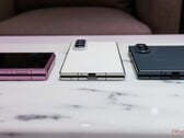Компания Samsung продемонстрировала три новых складных смартфона