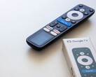 Пульт G32 от Google TV (на фото) работает на солнечной энергии. (Источник изображения: Epishine)