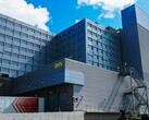 Корпорация Intel планирует сократить почти 2 400 сотрудников в Орегоне на фоне более масштабной реструктуризации. На фото: Орегонская фабрика D1X компании Intel (Источник изображения: Intel)