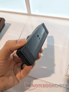 Keychron Trackball черный снизу. (Источник изображения: Notebookcheck/Stephen Pereyra)