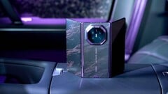 Любой, кто планирует импортировать Huawei Mate XT2 из Китая, должен будет смириться с некоторыми ограничениями и потратить значительную сумму денег.