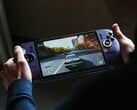 Новая модель MSI Claw 8 EX AI+ имеет усовершенствованный и более эргономичный дизайн.